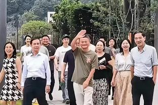 波杰姆：当福克斯命中三分时就很难防 我们必须要派两人去包夹他